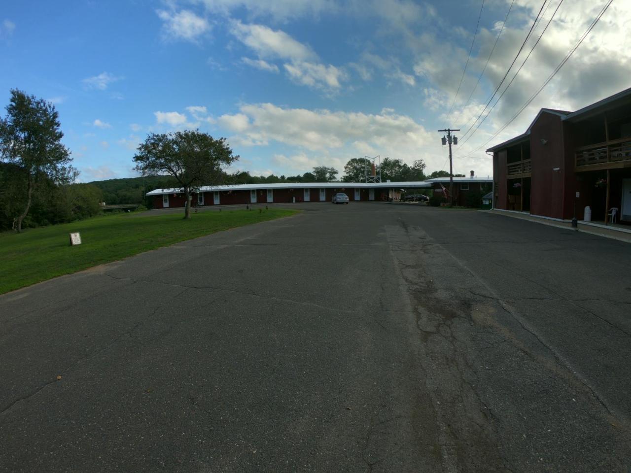 Copper Lantern Motor Lodge West Brookfield المظهر الخارجي الصورة